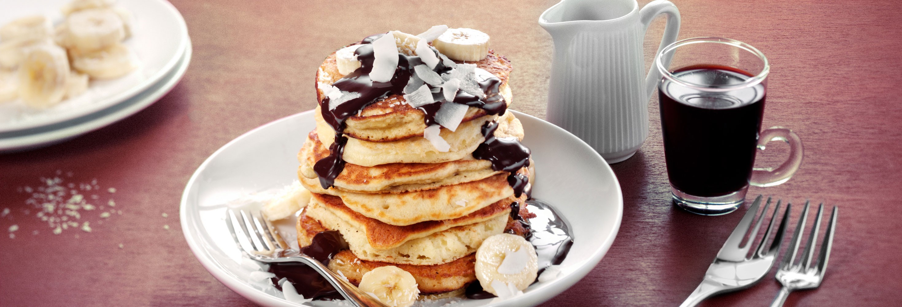 Pancakes met banaan, chocolade en kokos