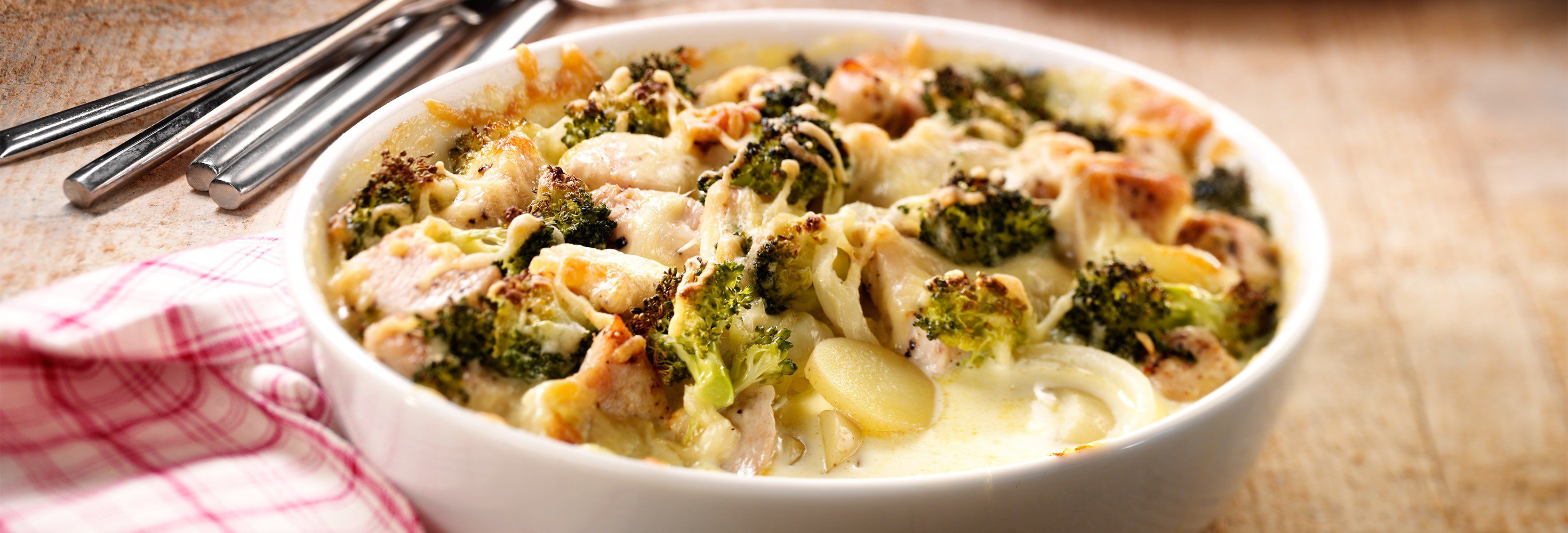 Romig aardappelstoofpotje met kip en broccoli